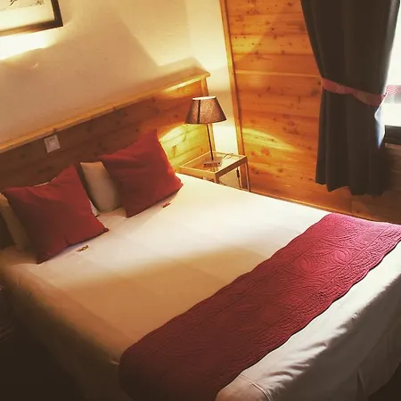 Hotel Hôtel de la Valentin 2*